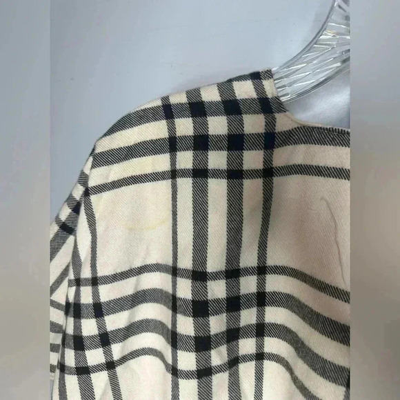 NWT Womens Ann Taylor LOFT White/Black Plaid Poncho Fringe Wrap XS/S Fit… - Picture 6 of 7